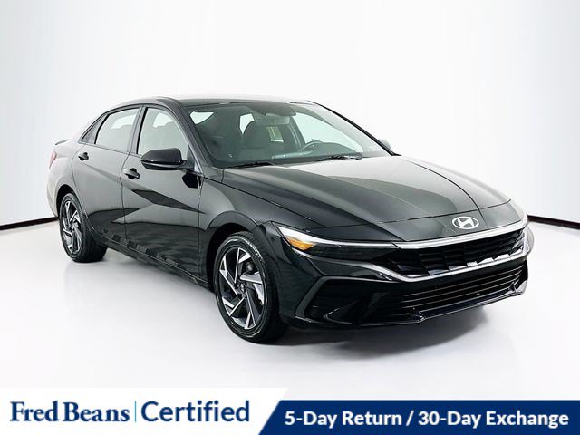 Certified 2025 Hyundai Elantra SEL