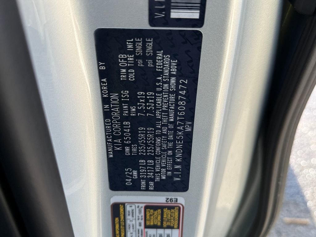 New 2026 Kia Carnival SX w/ SX Dark Edition Package FWD image 29