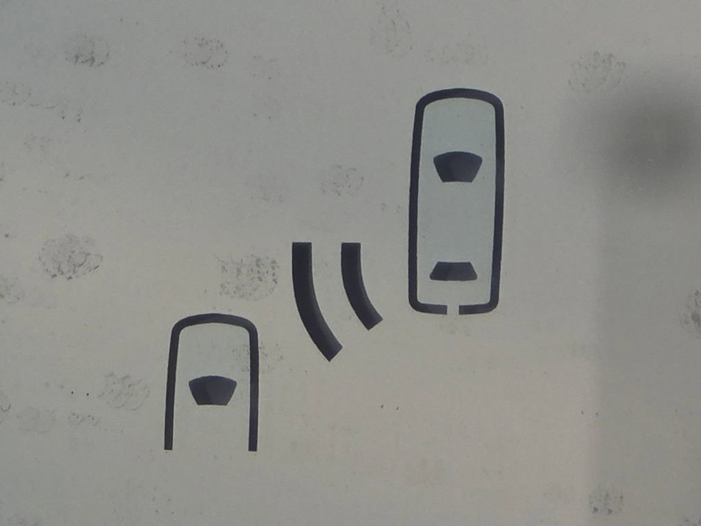 Used 2021 Lexus ES 250 w/ Premium Package image 9