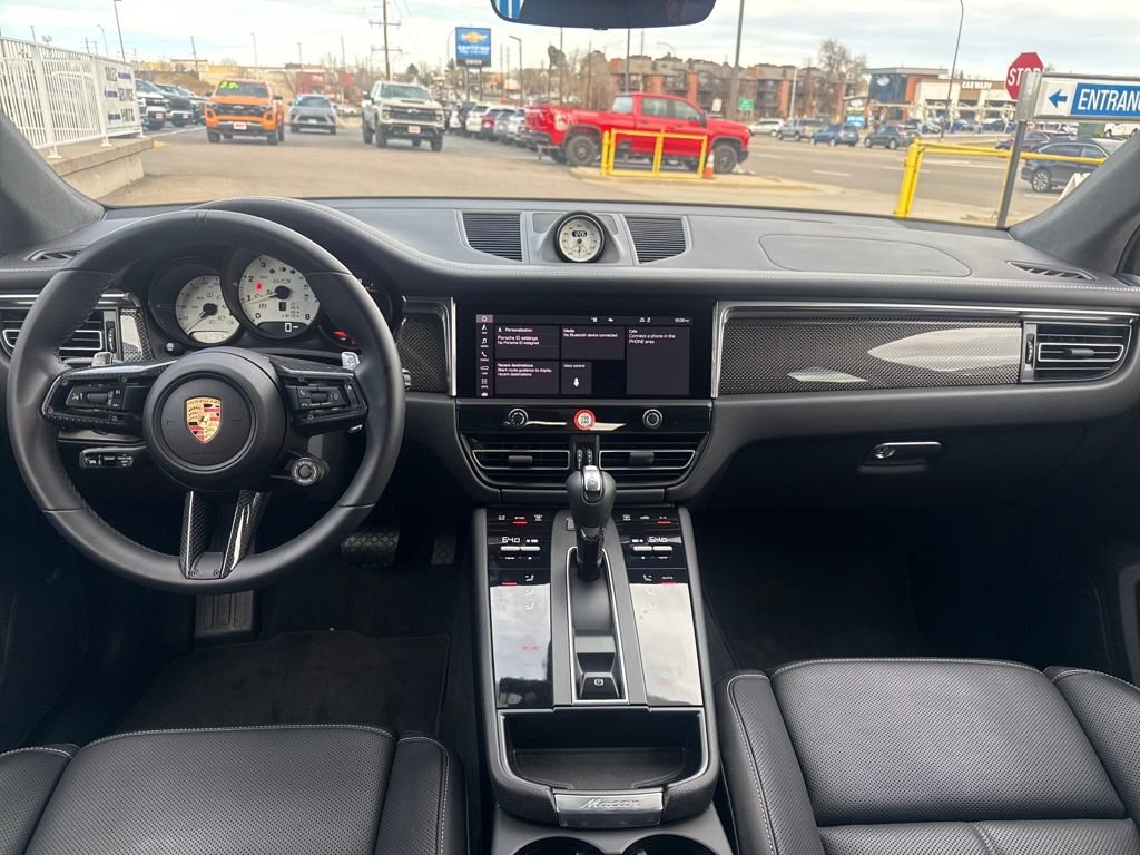 Used 2025 Porsche Macan GTS image 12