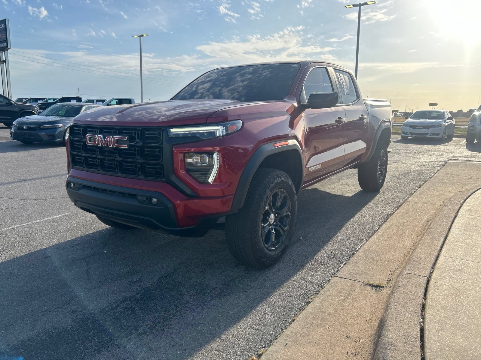 Used 2023 GMC Canyon Elevation w/ Convenience Package RWD image 1