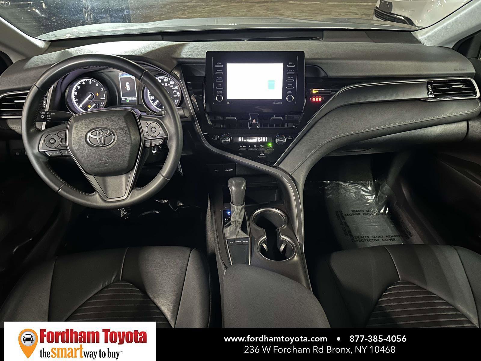 Used 2023 Toyota Camry SE image 16