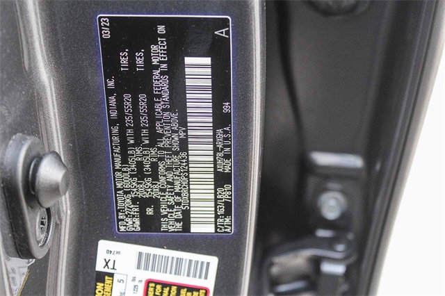 Used 2023 Toyota Highlander Limited image 42