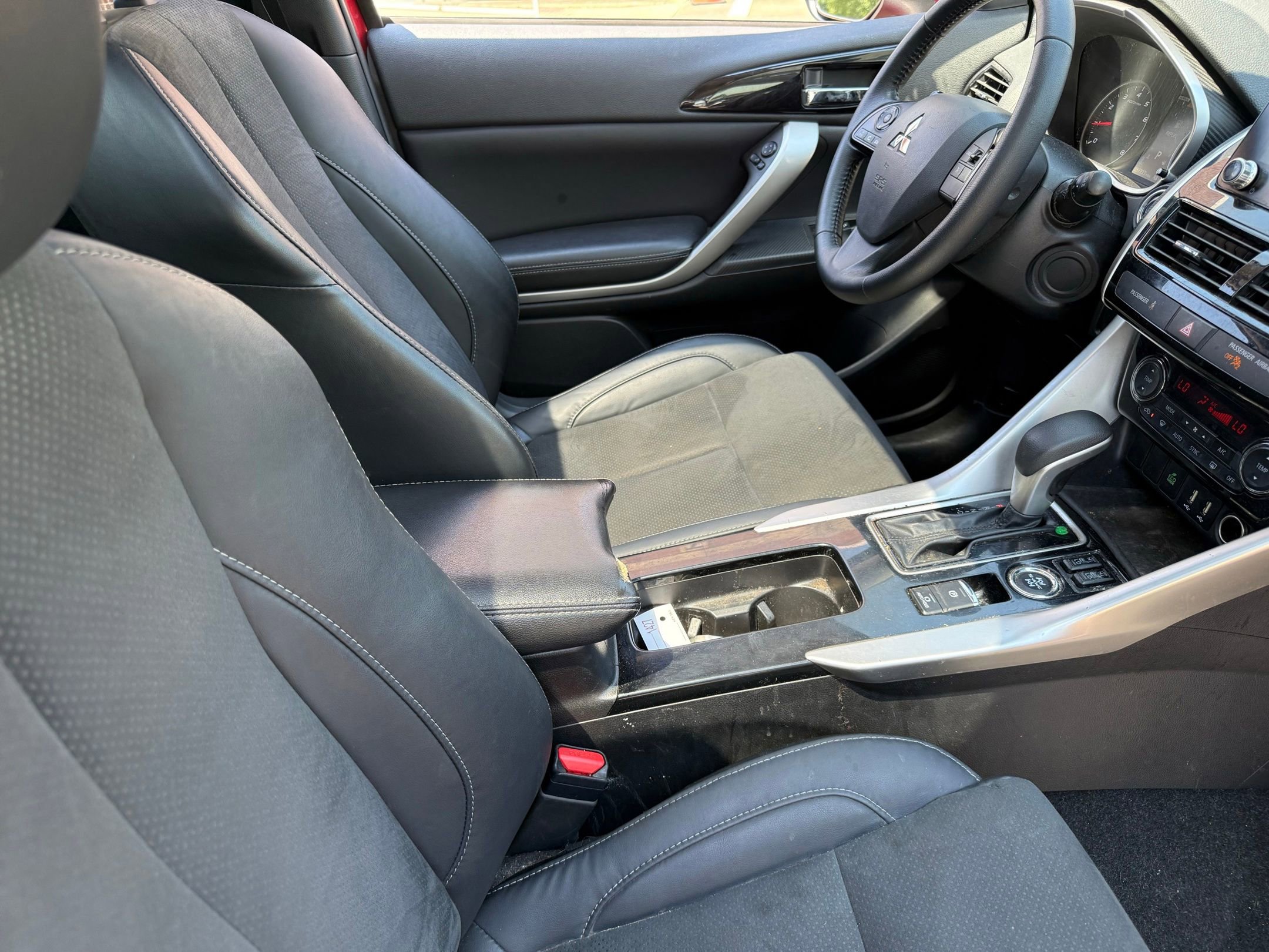 Used 2022 Mitsubishi Eclipse Cross SEL AWD/4WD image 23