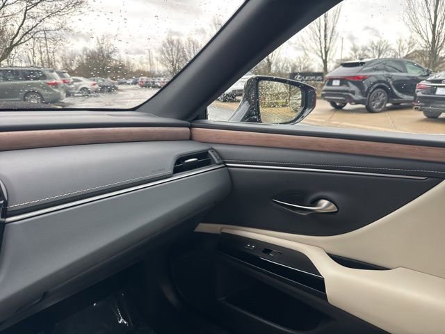 Used 2025 Lexus ES 350 350 w/ Premium Package image 22