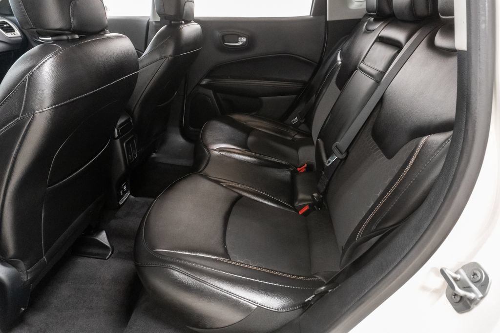 Used 2019 Jeep Compass Latitude w/ Popular Equipment Group AWD/4WD image 25