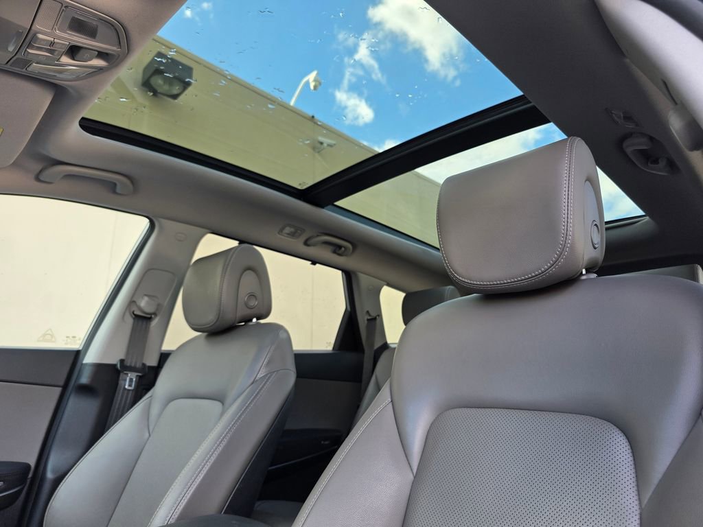 Used 2018 Hyundai Santa Fe Limited image 22