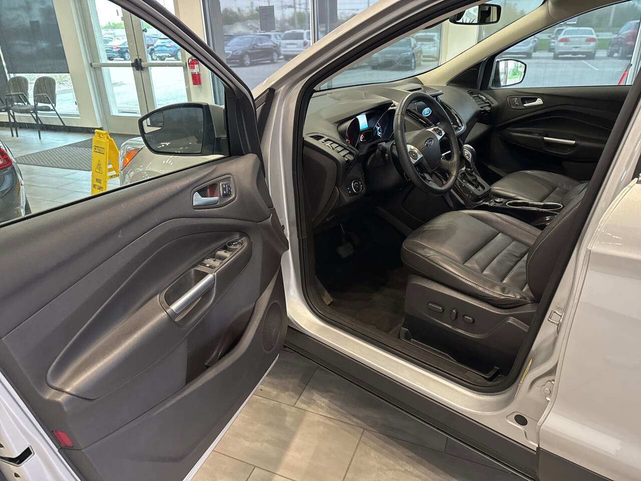 Used 2016 Ford Escape Titanium image 13