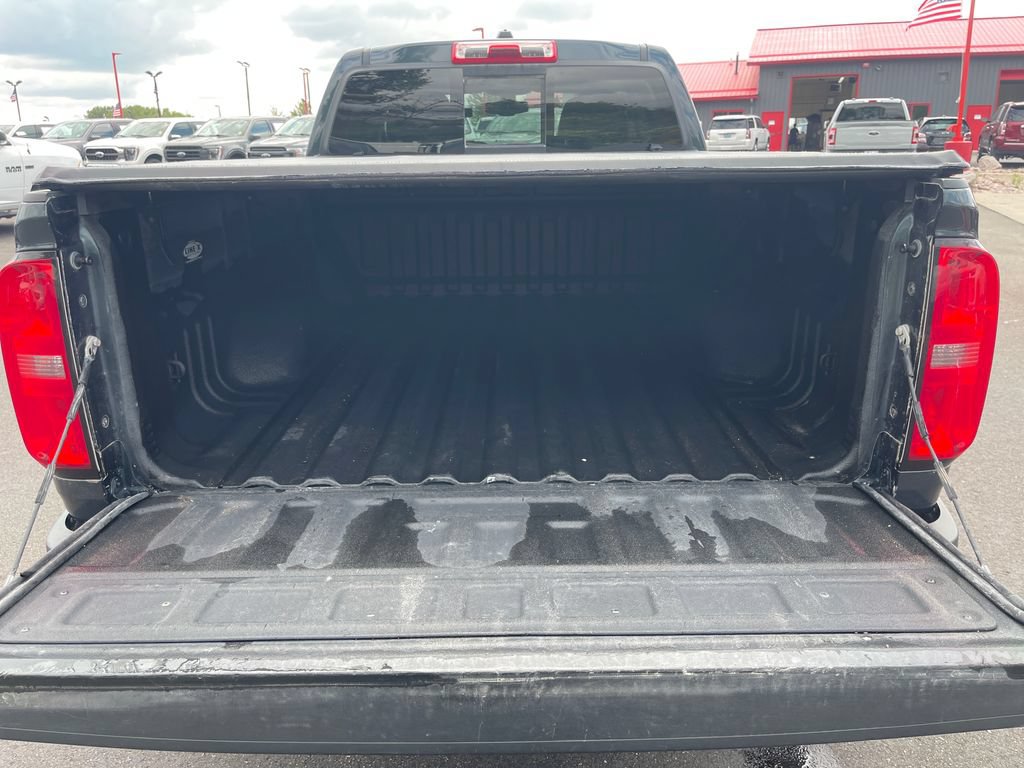 Used 2017 Chevrolet Colorado Z71 AWD/4WD image 38