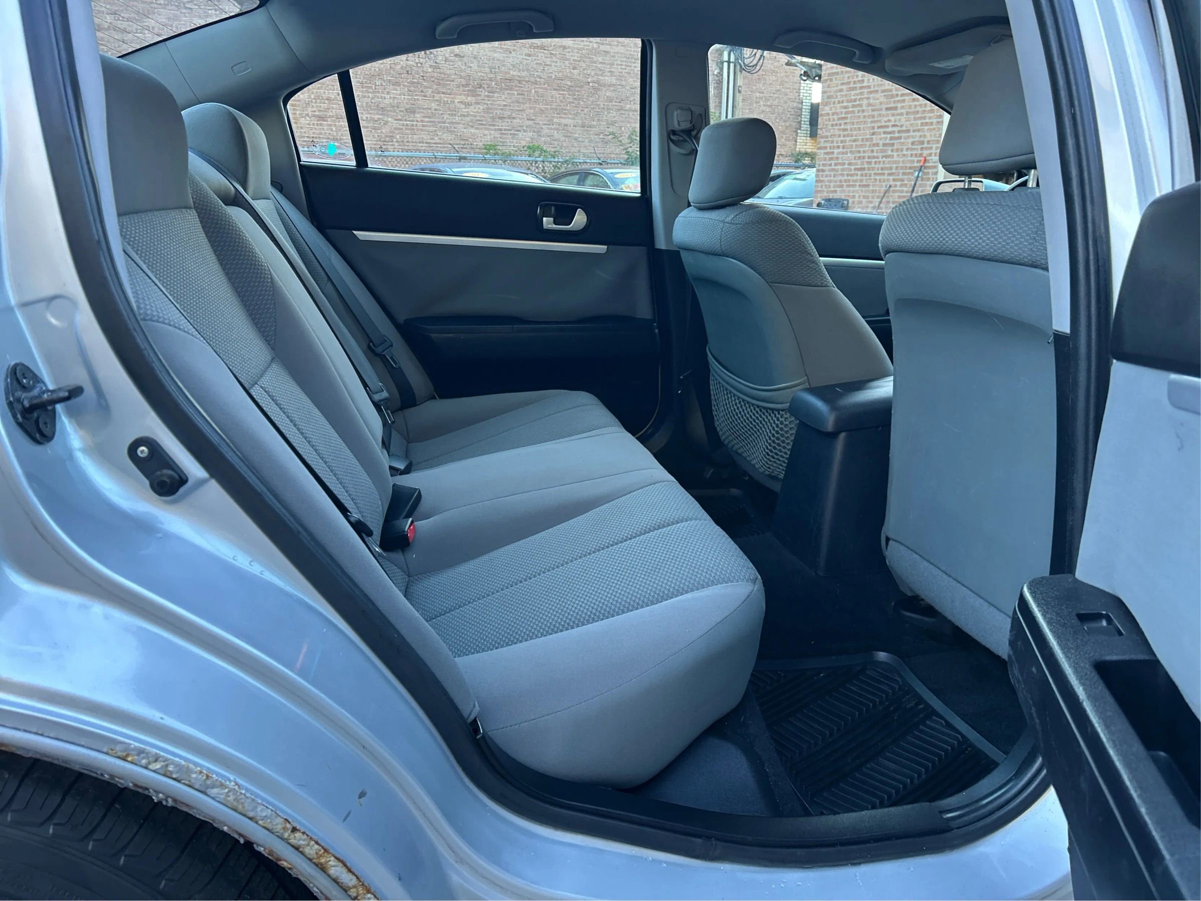 Used 2008 Mitsubishi Galant ES image 22