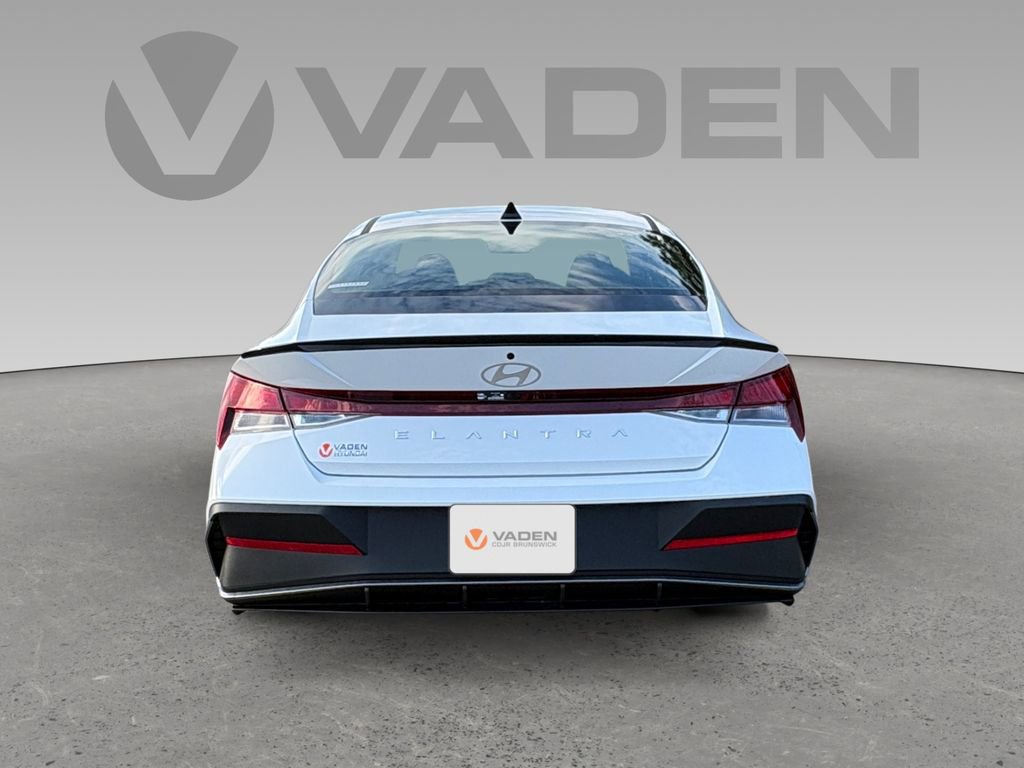 New 2026 Hyundai Elantra Sport image 19