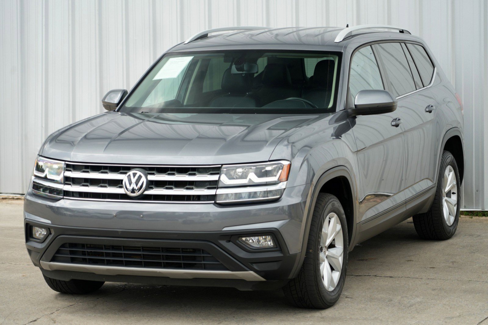 Used 2018 Volkswagen Atlas SE image 45