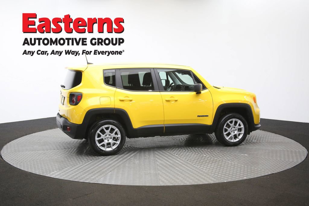 Used 2023 Jeep Renegade Latitude image 43