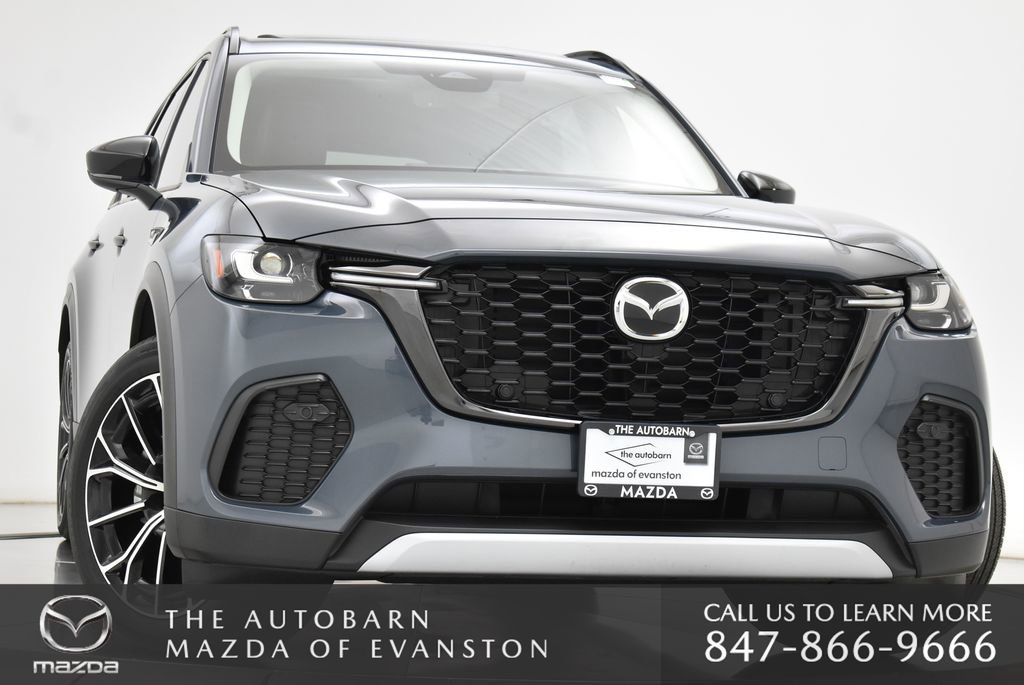 Certified 2025 MAZDA CX-70 Plug-In Hybrid w/ Premium Pkg AWD/4WD image 3