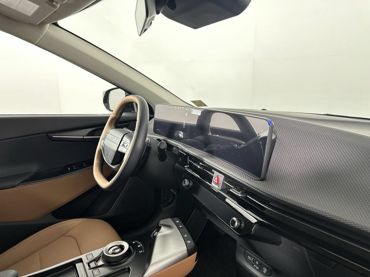 New 2026 Kia EV6 Wind RWD image 14