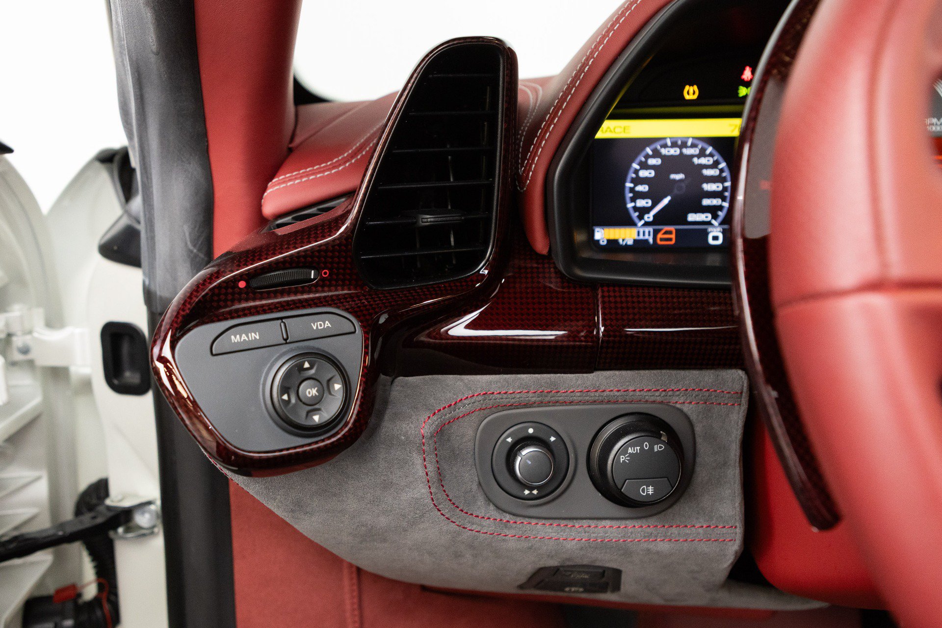 Certified 2015 Ferrari 458 Speciale A RWD image 95