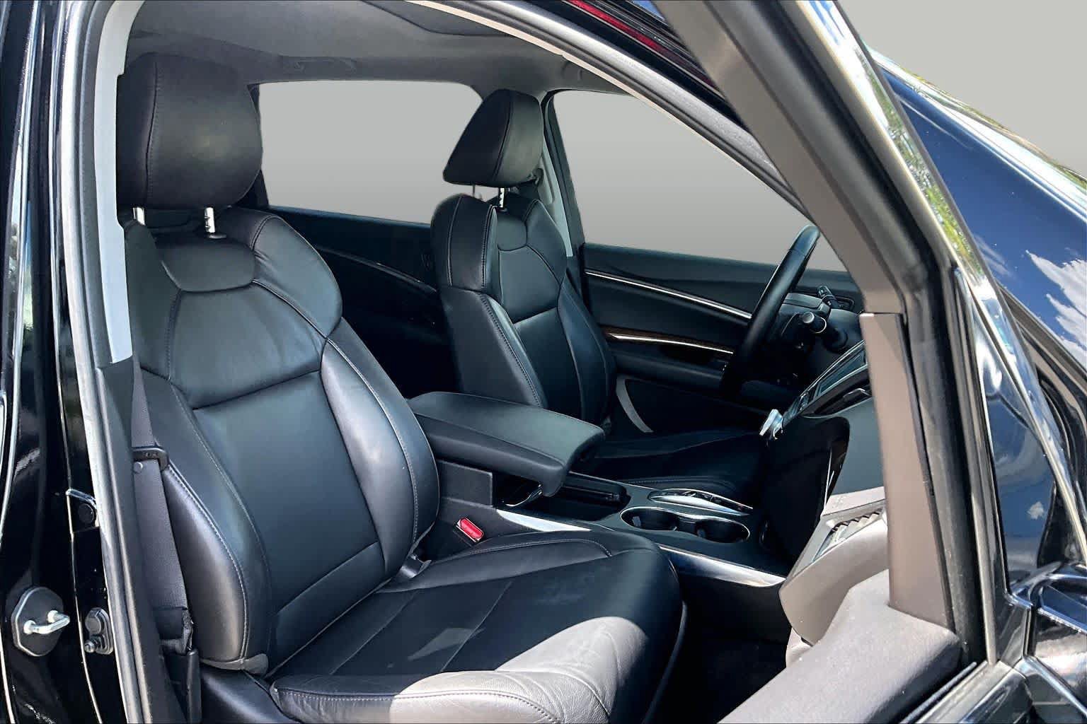 Used 2020 Acura MDX SH-AWD image 9