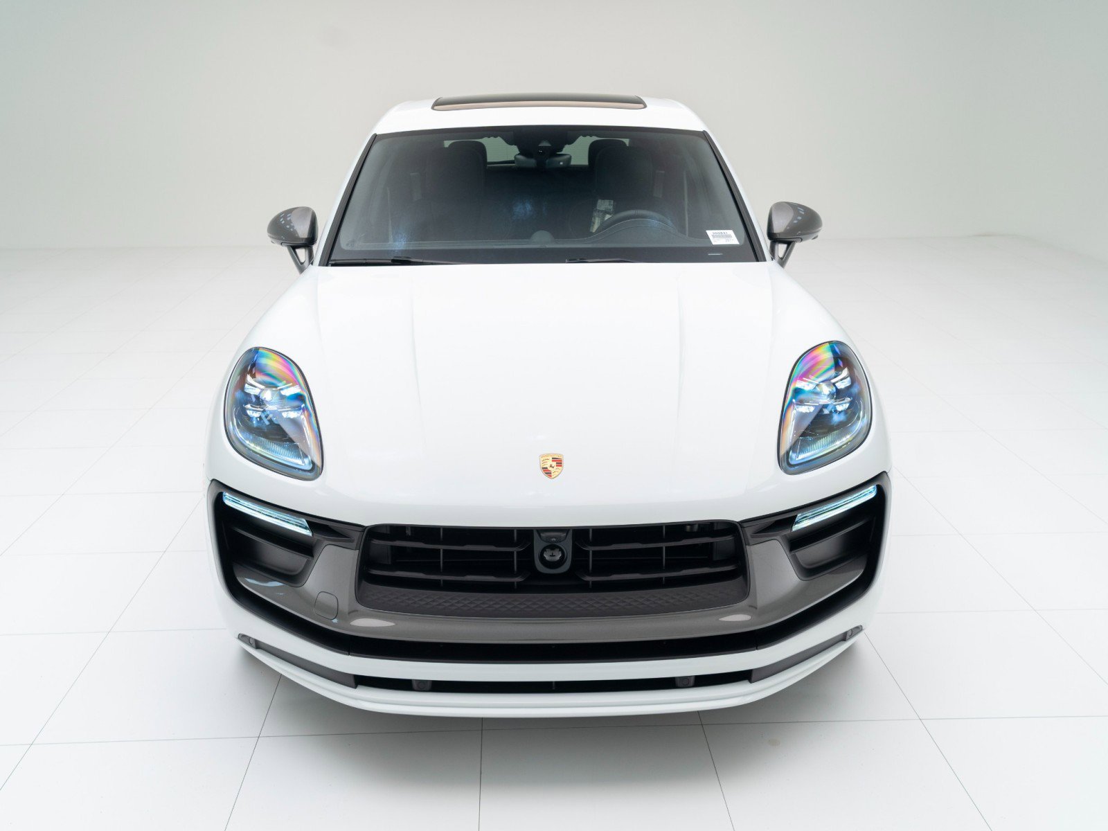 New 2026 Porsche Macan Turbo AWD/4WD image 6
