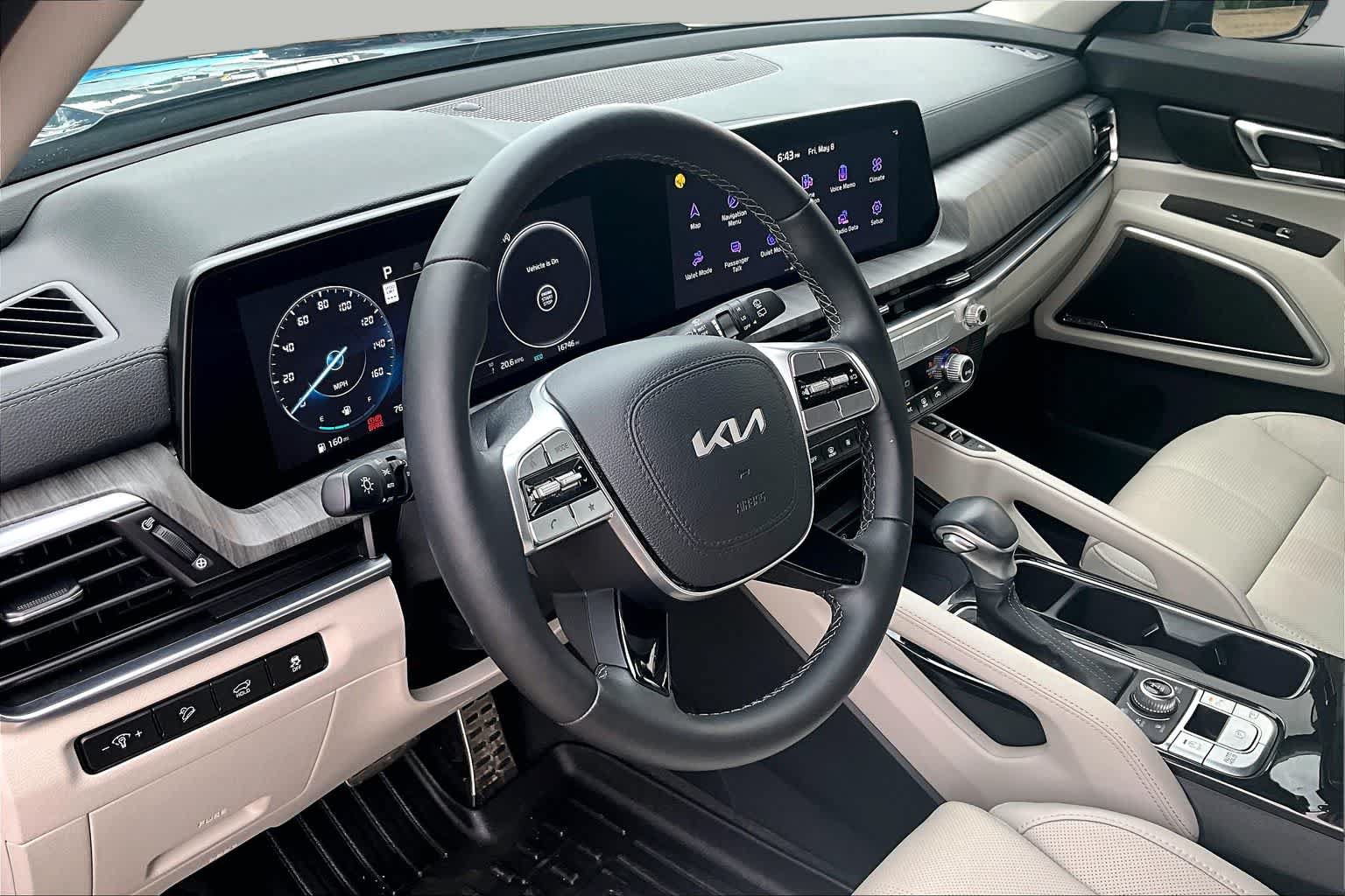 Used 2025 Kia Telluride SX AWD/4WD image 18