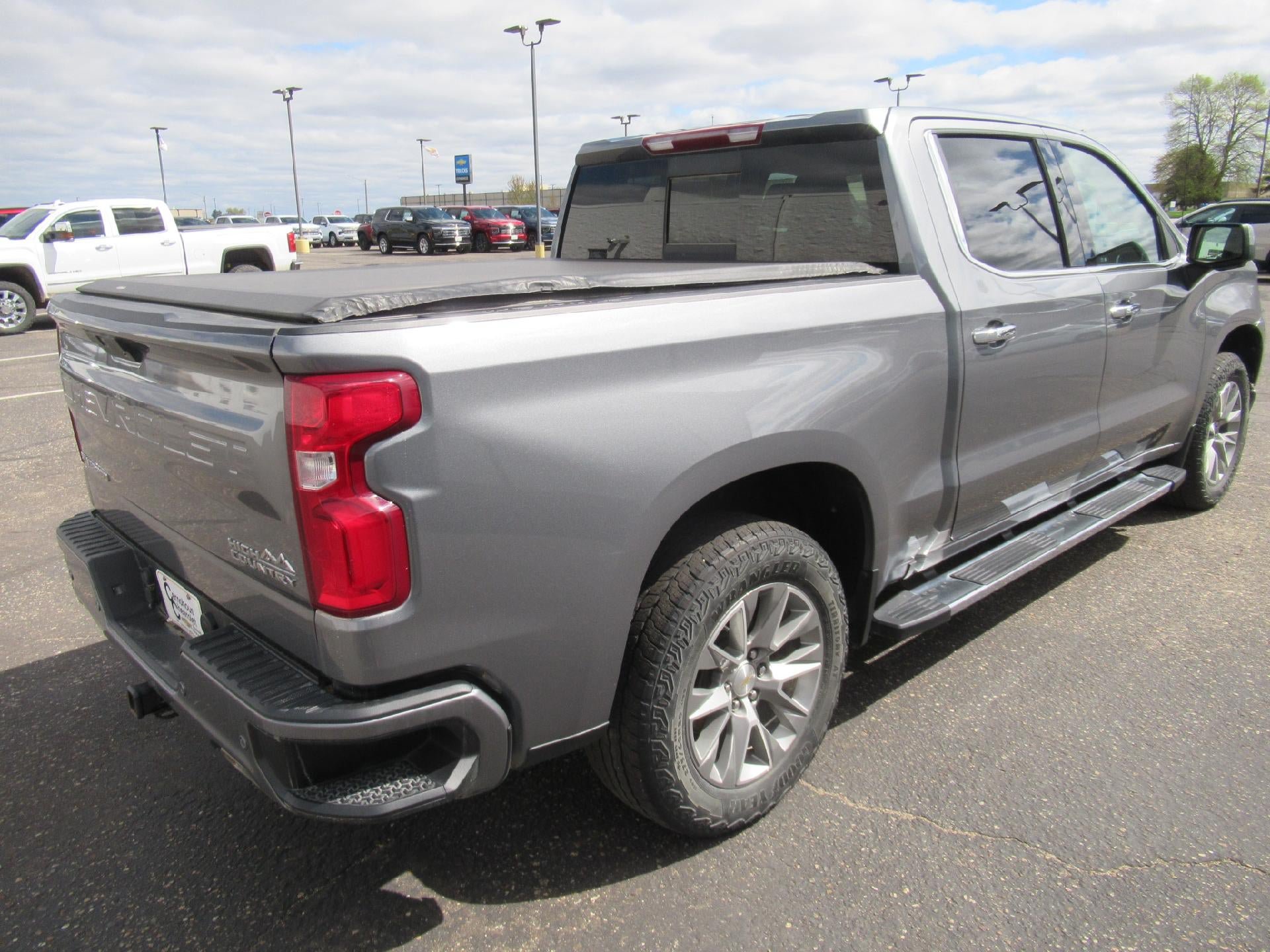 Certified 2022 Chevrolet Silverado 1500 High Country w/ Safety Package II AWD/4WD image 5