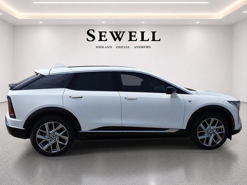 New 2027 Cadillac Optiq Luxury AWD/4WD image 5