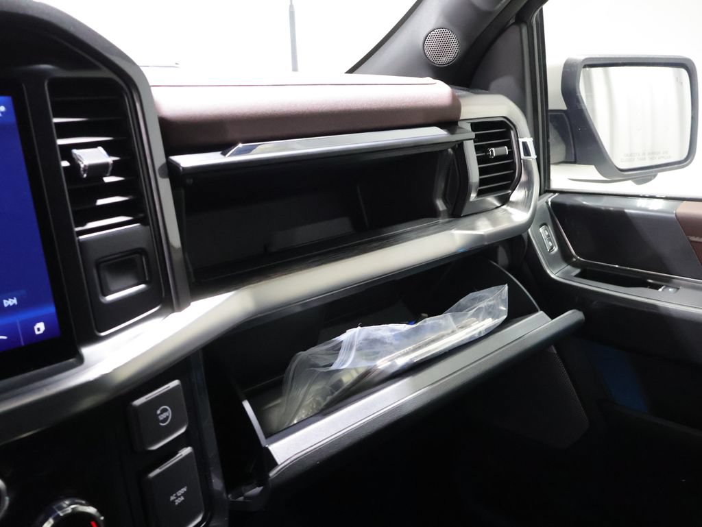 Used 2023 Ford F150 Lariat AWD/4WD image 31