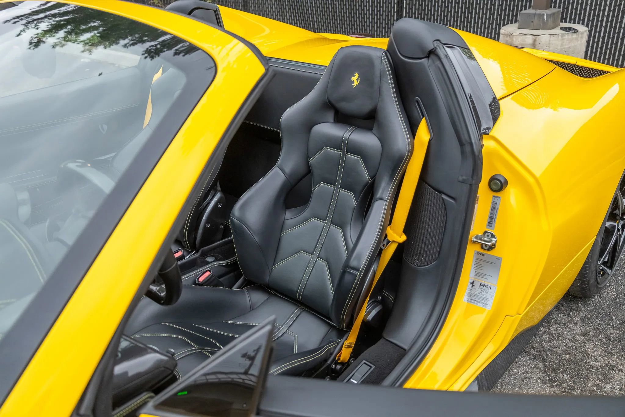Used 2013 Ferrari 458 Spider RWD image 66