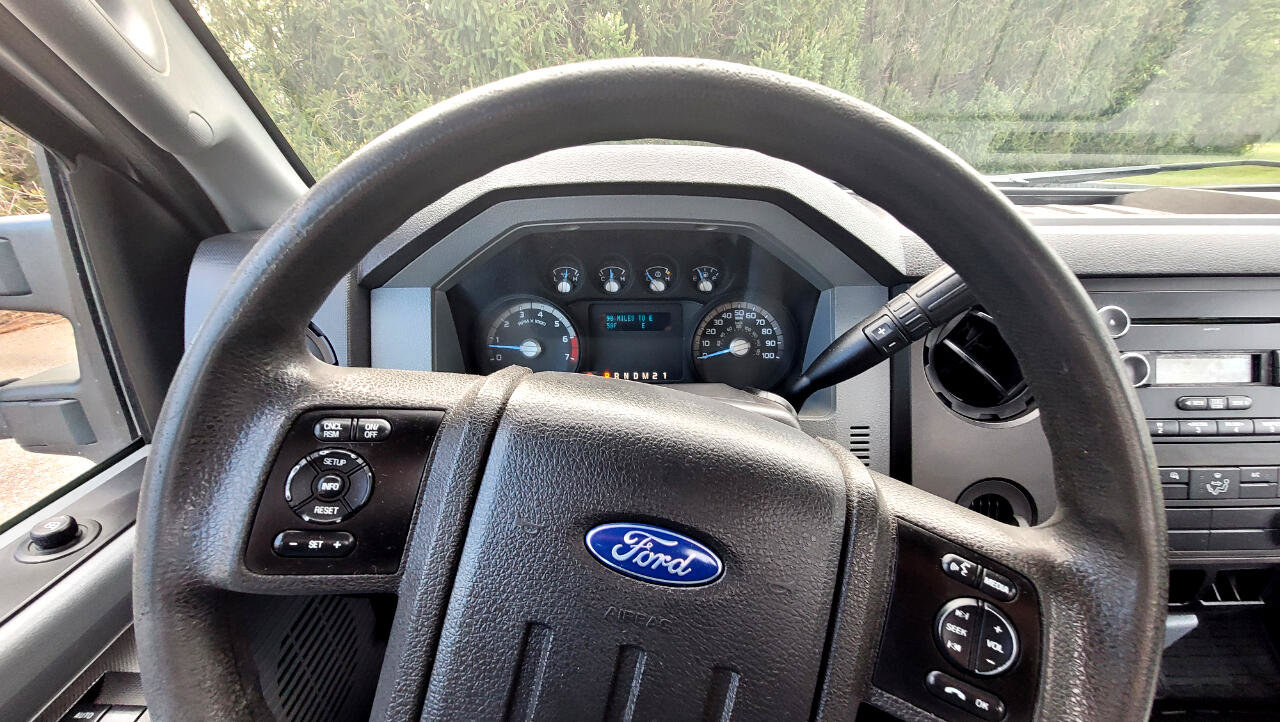 Used 2016 Ford F250 XL w/ Power Equipment Group RWD image 10