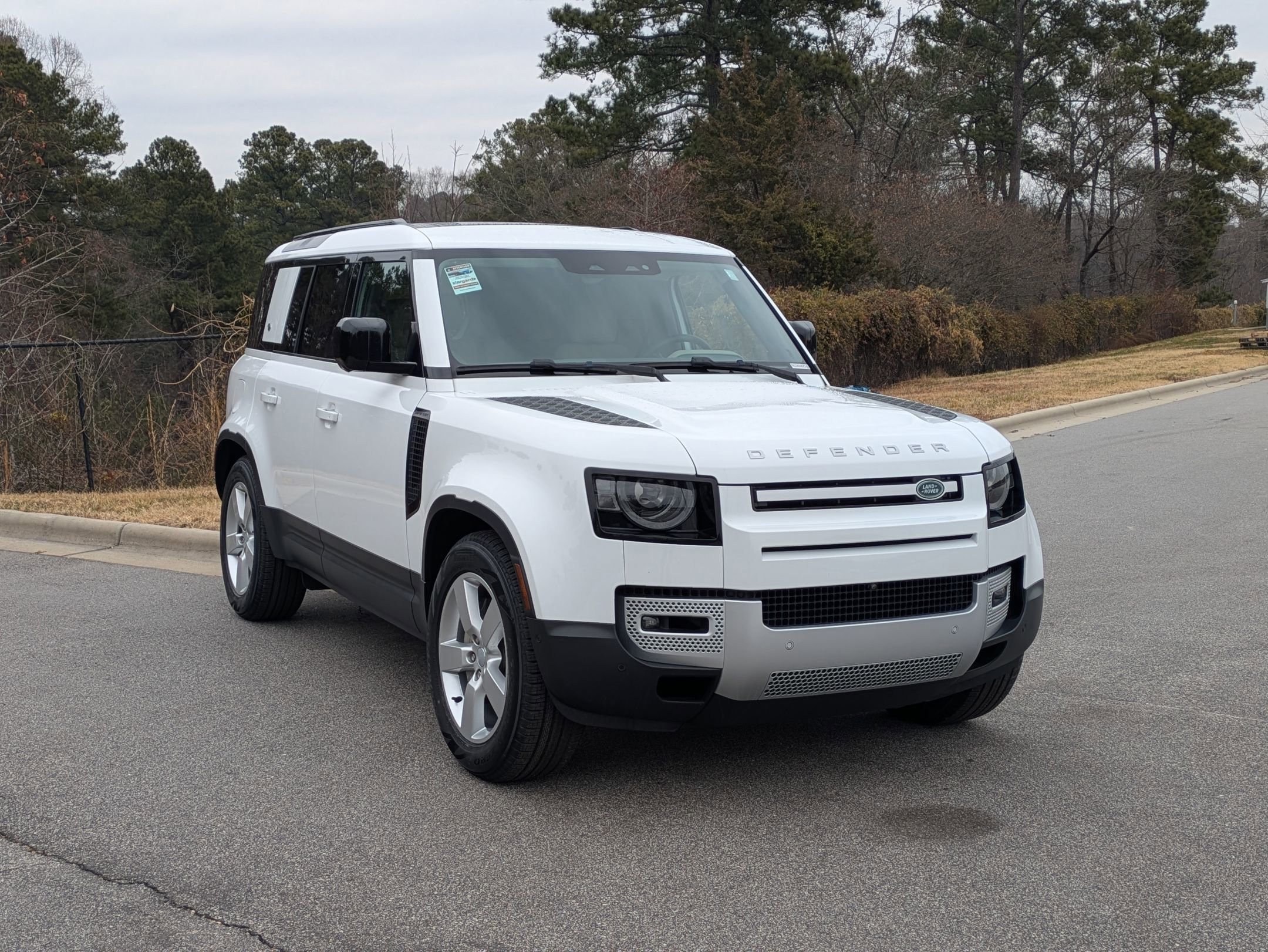 Certified 2024 Land Rover Defender 110 S image 3