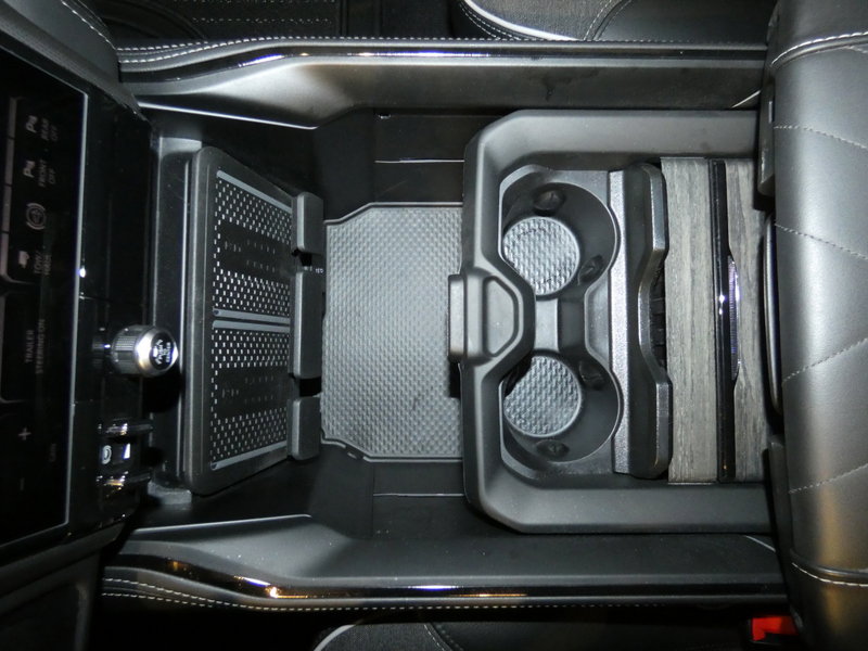 Used 2025 RAM 3500 Limited image 23