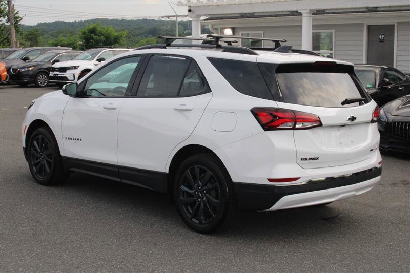 Used 2023 Chevrolet Equinox RS w/ RS Leather Package image 7