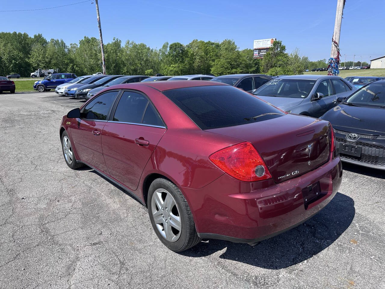 Used 2009 Pontiac G6 Sedan w/ Preferred Package FWD image 4