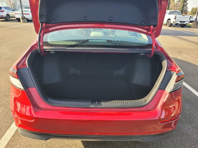 Used 2024 Honda Accord EX image 11