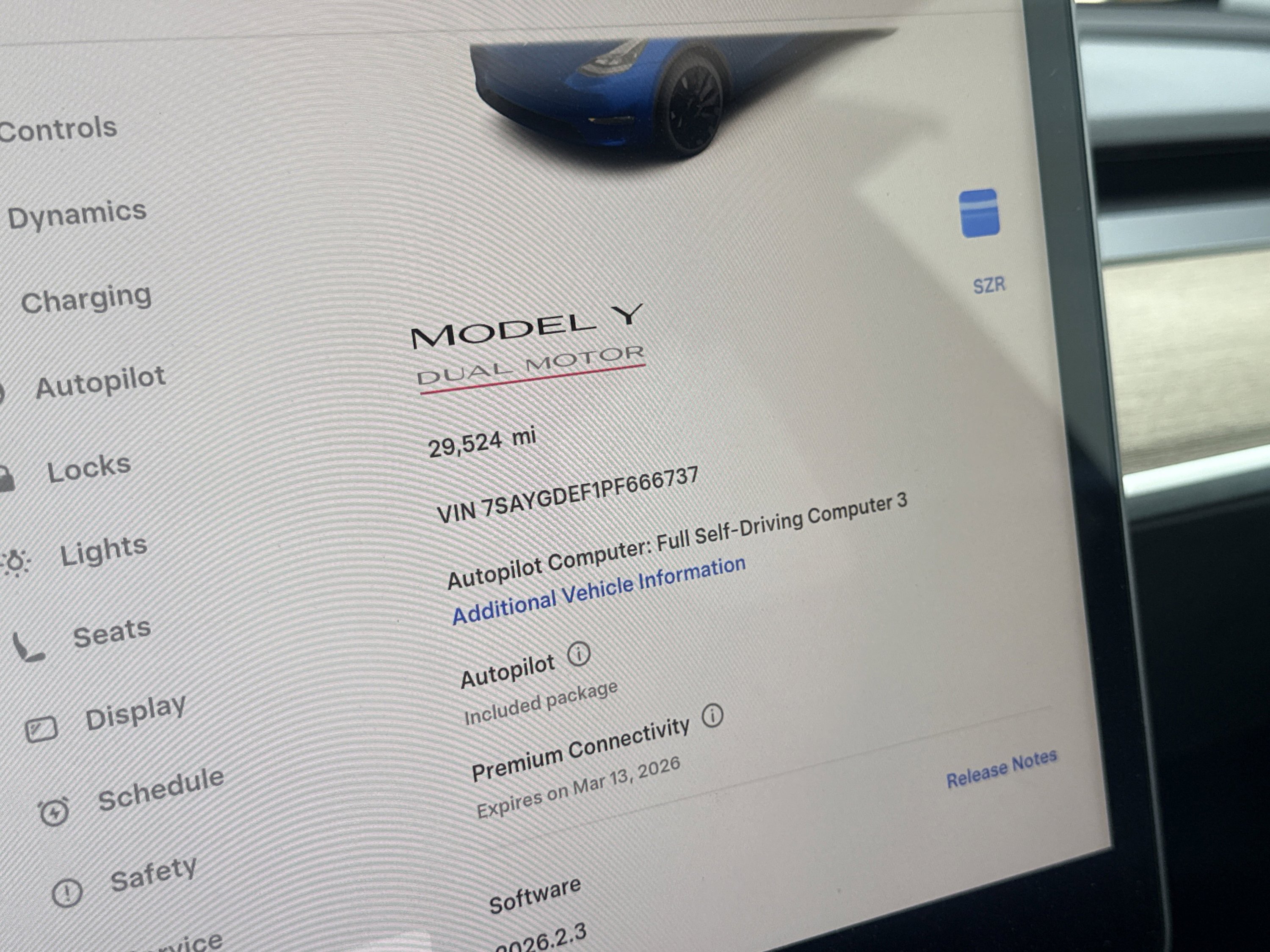 Used 2023 Tesla Model Y Performance image 3