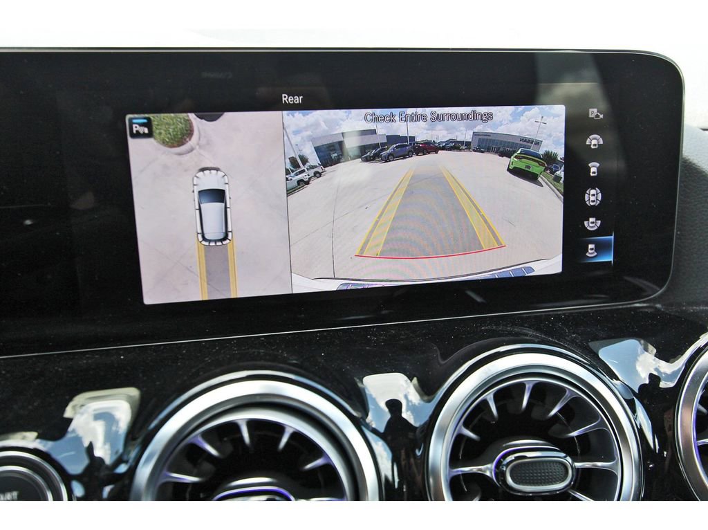 Used 2023 Mercedes-Benz GLA 45 AMG 4MATIC image 21