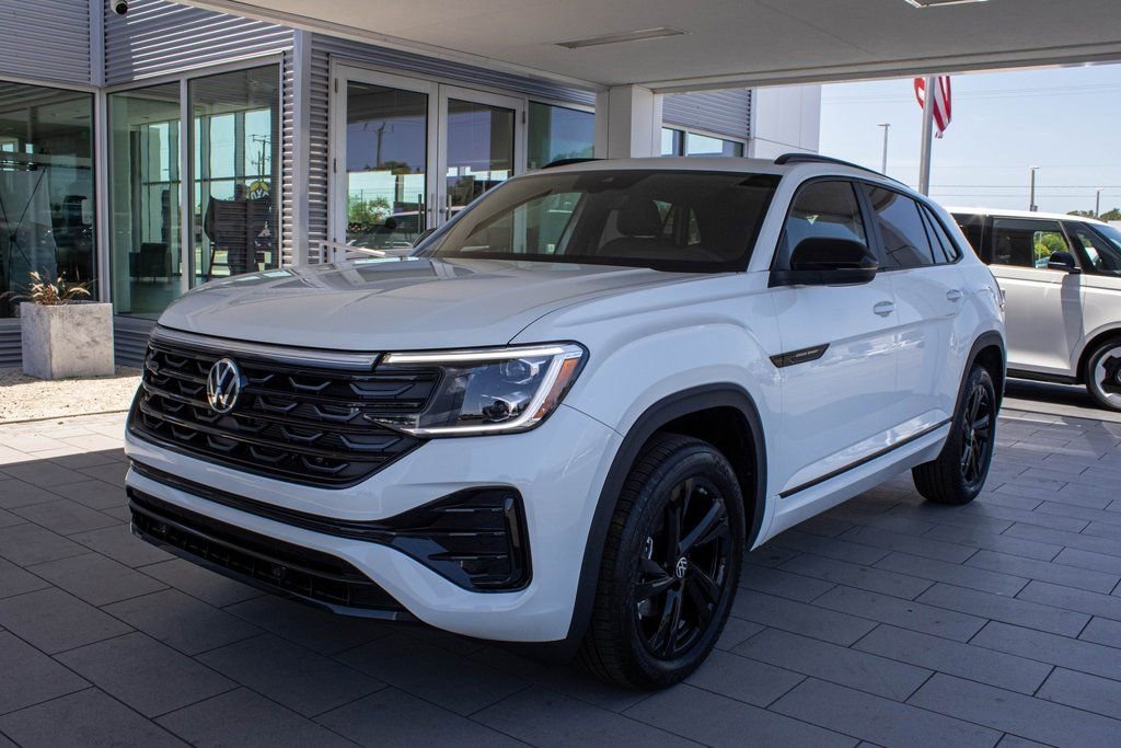 New 2025 Volkswagen Atlas Cross Sport SEL R-Line AWD/4WD image 12