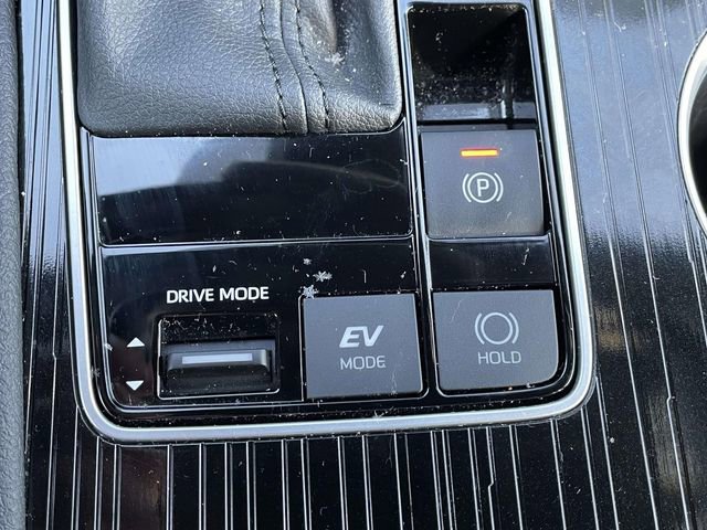 Used 2025 Toyota Sienna XSE image 26