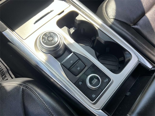 Used 2020 Ford Explorer XLT w/ Equipment Group 202A image 23