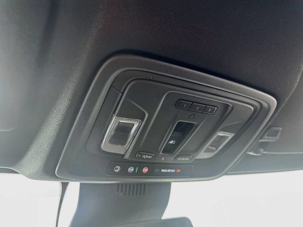Used 2024 Chevrolet Silverado 1500 High Country AWD/4WD image 36