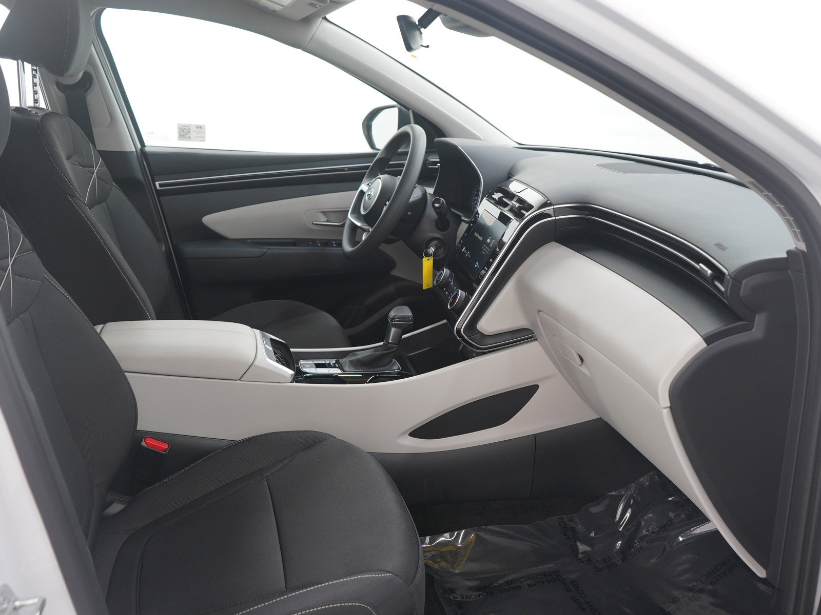 Used 2024 Hyundai Tucson SE AWD/4WD image 12