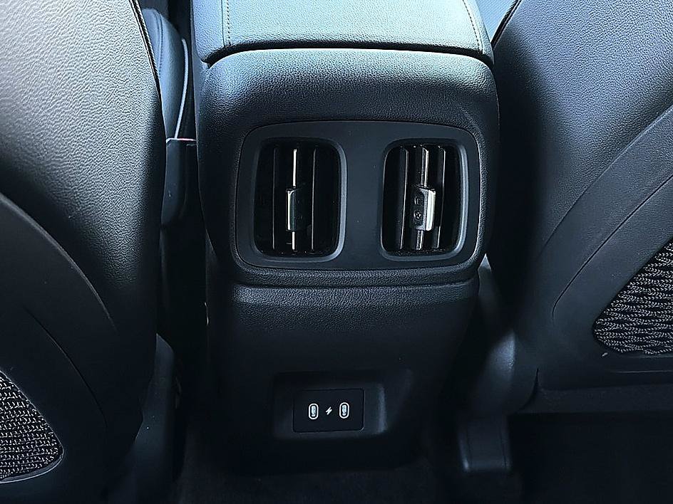 Certified 2026 Hyundai Tucson Limited AWD/4WD image 8
