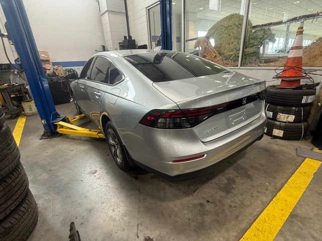 Used 2024 Honda Accord EX image 4