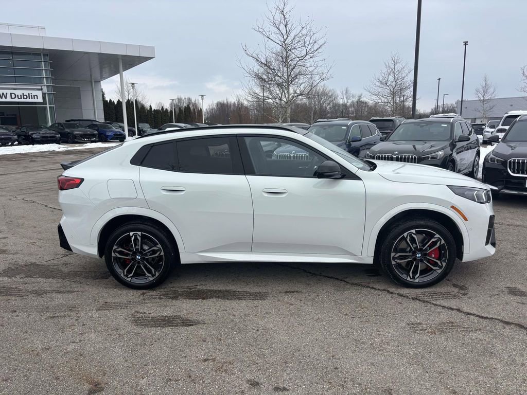 New 2026 BMW X2 xDrive28i w/ Technology Package image 8