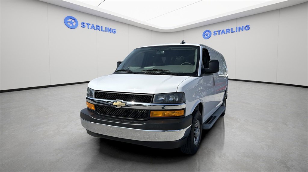 Used 2024 Chevrolet Express 2500 w/ Driver Convenience Package image 16