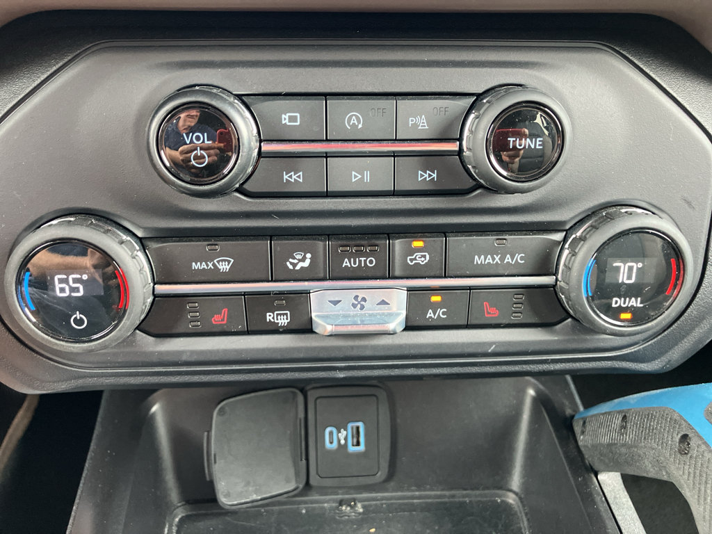 Used 2023 Ford Bronco Wildtrak AWD/4WD image 19