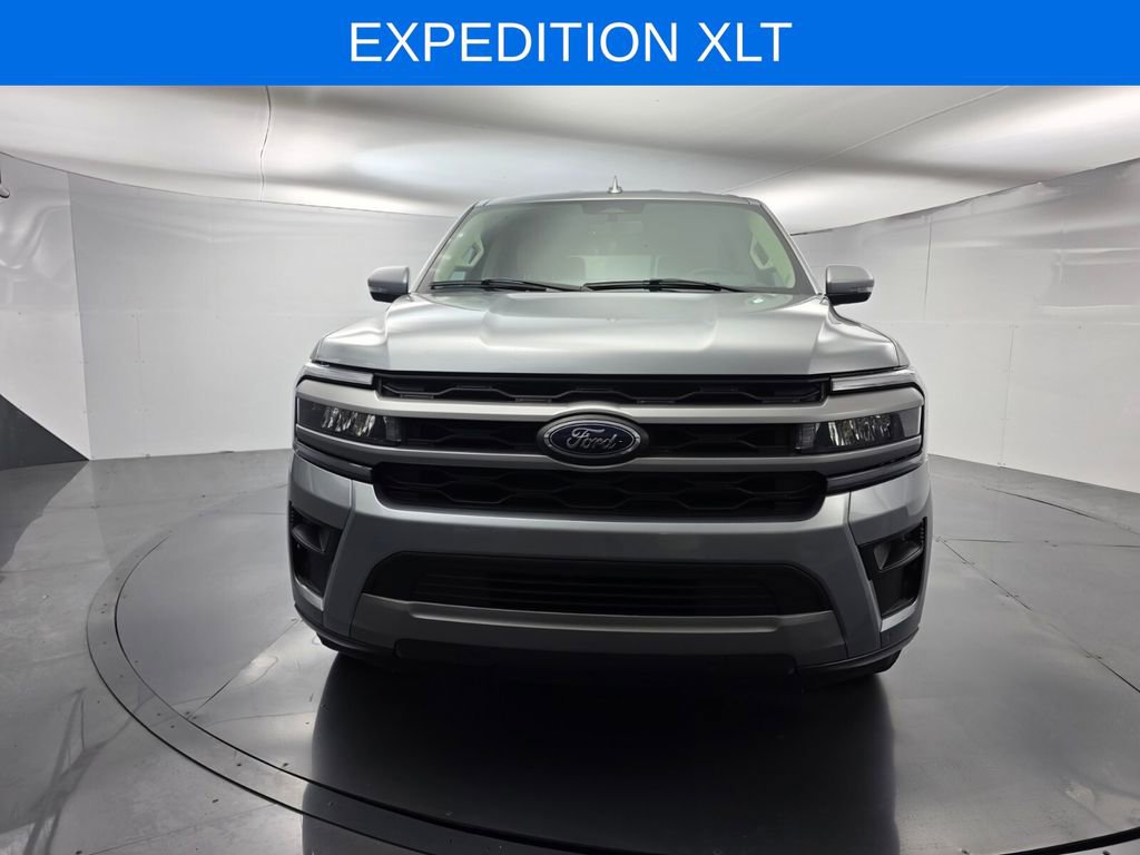Used 2022 Ford Expedition XLT video 2