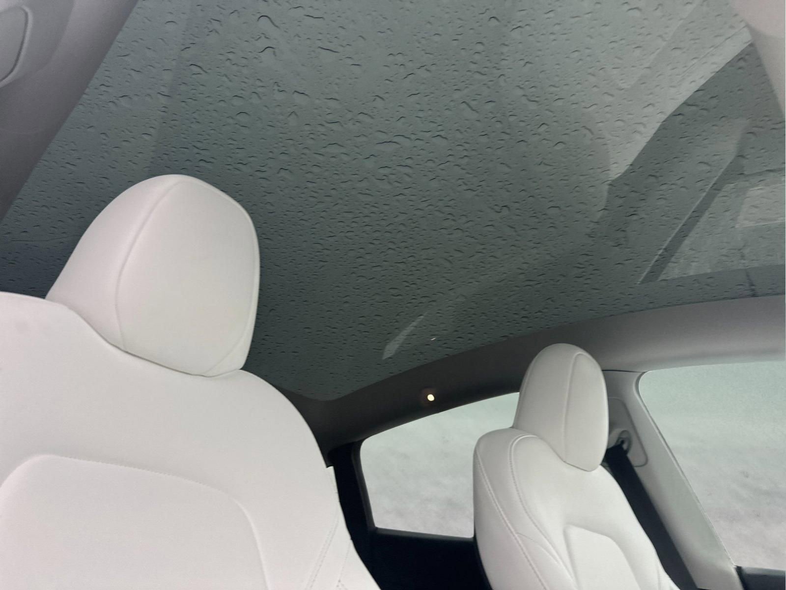 Used 2023 Tesla Model Y Long Range image 17