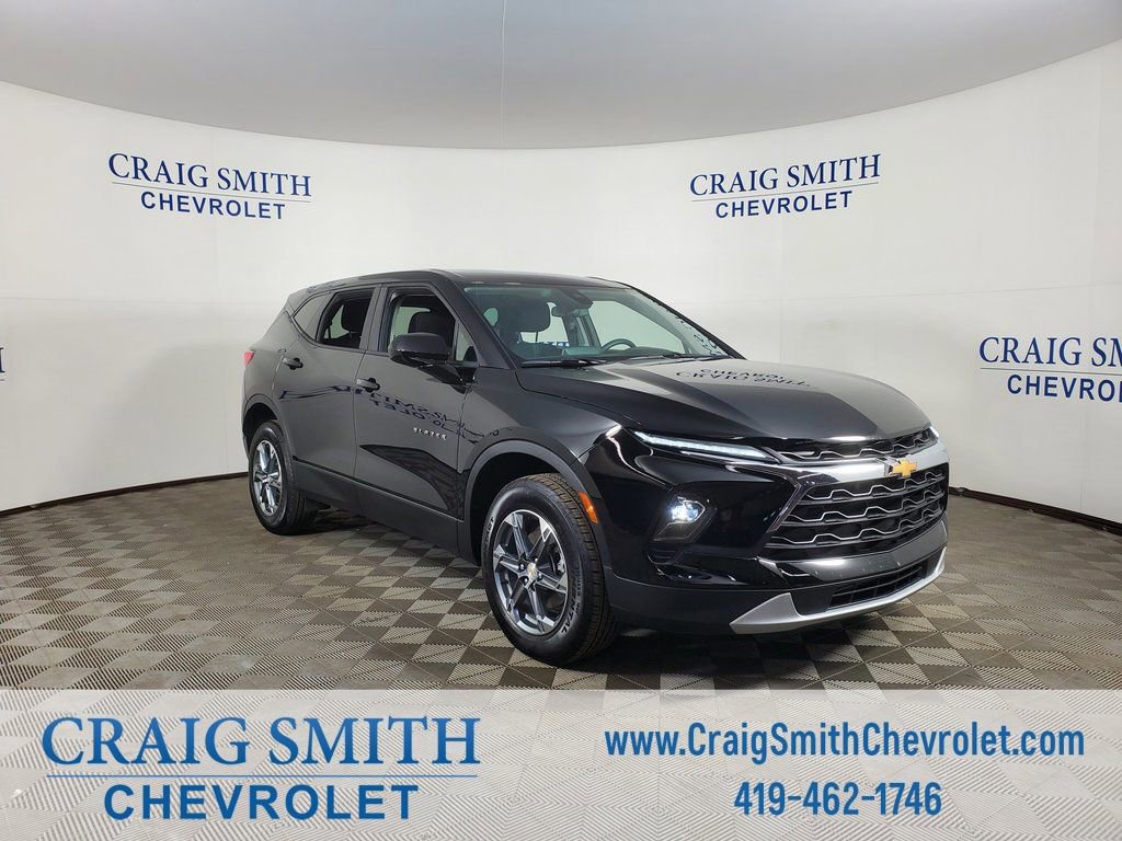 Used 2025 Chevrolet Blazer LT FWD image 27