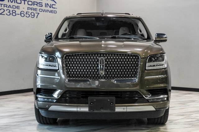 Used 2020 Lincoln Navigator Black Label w/ Cargo Convenience Package AWD/4WD image 10
