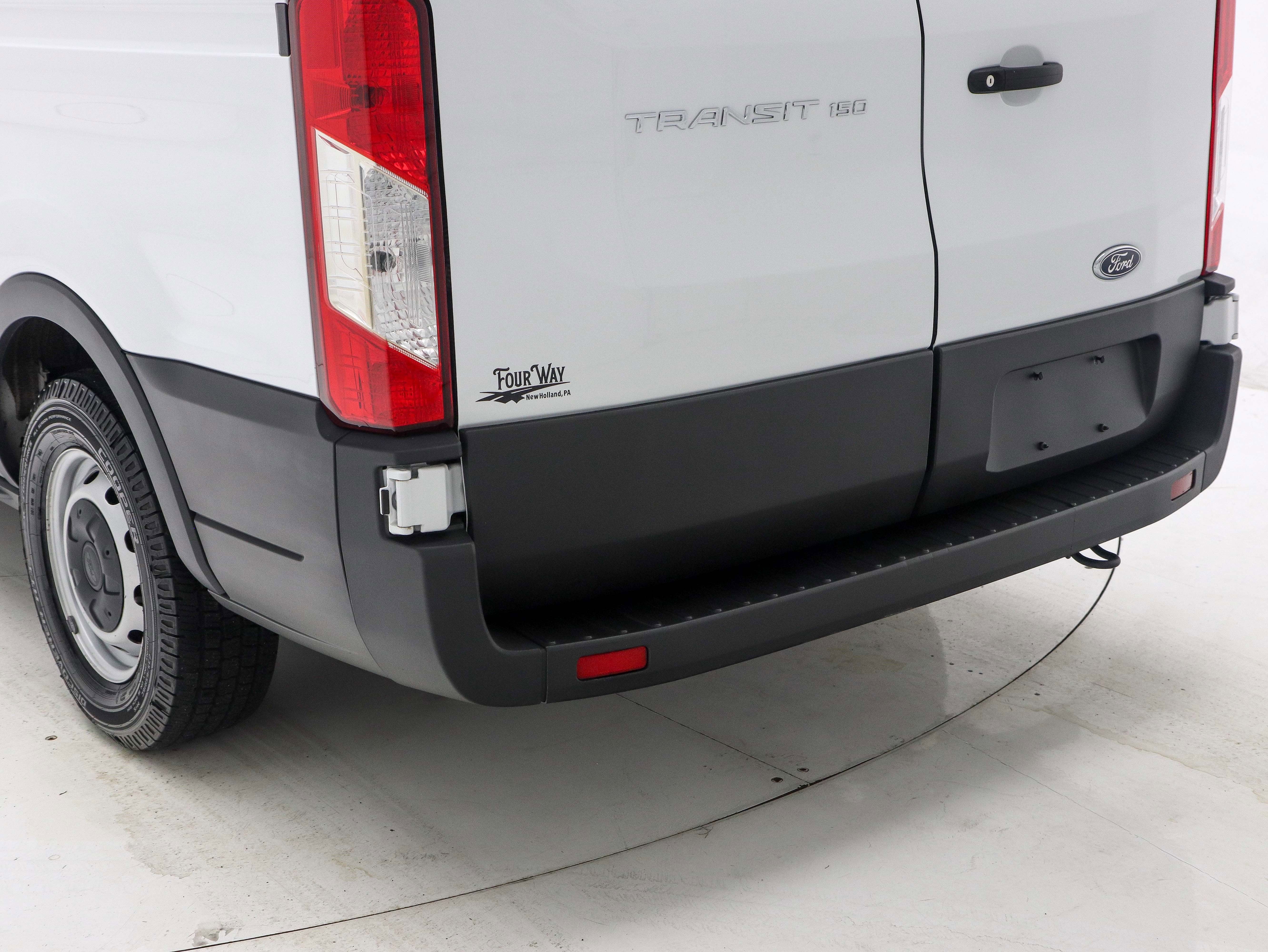 Used 2021 Ford Transit 150 XL image 9